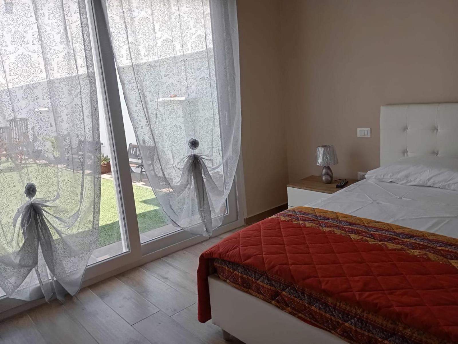 Bed & Relax Villa Lizzano  Bagian luar foto